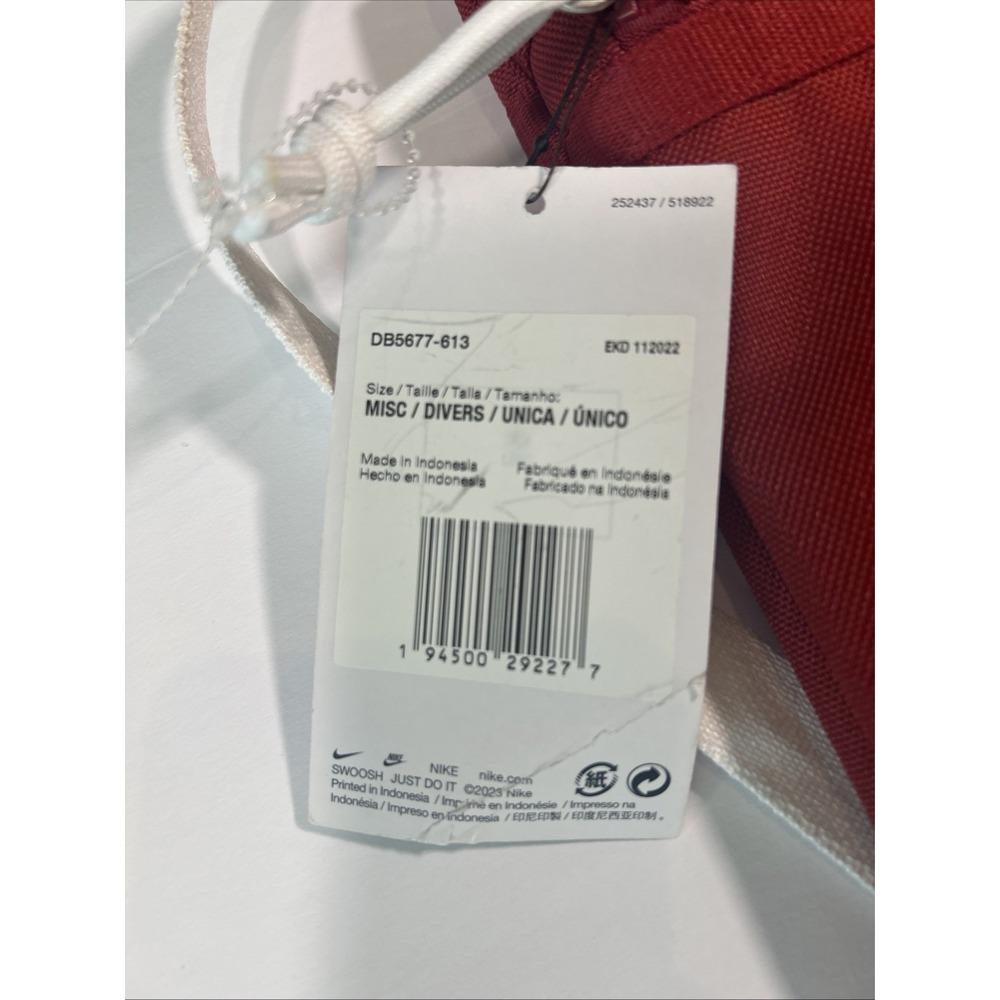 NWT, Nike University Of Arkansas Zippered Back Pack - Picture 6 of 6